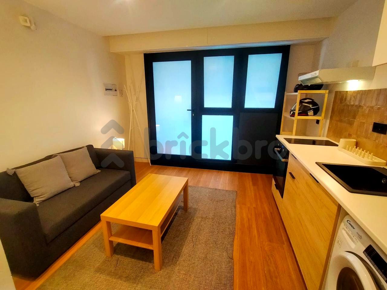 Retail in Barcelona, Barcelona to rent Interior Photo- Image 1 of 5