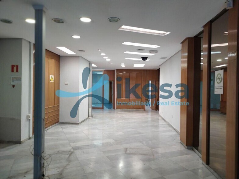 Retail in Antequera for sale - Interior Photo - Image 3 of 8