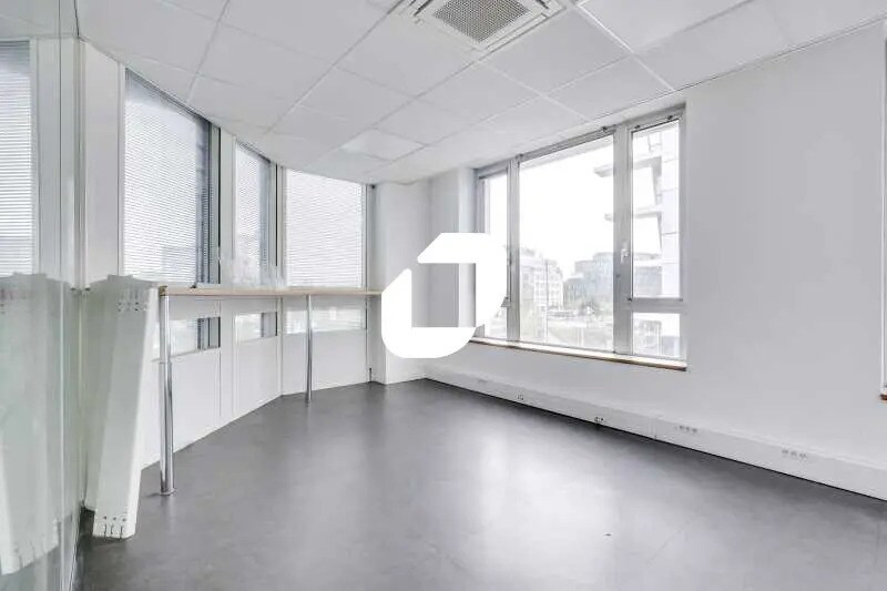Office in Colombes to rent - Interior Photo - Image 3 of 7