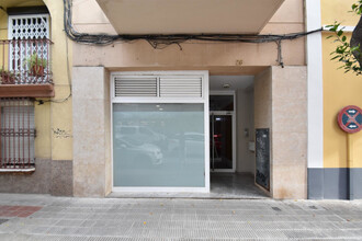 Retail in Vilanova i la Geltrú, Barcelona to rent Construction Photo- Image 1 of 13