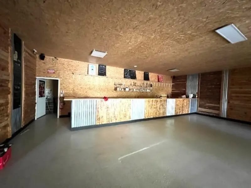 Vente Local d'activités 529 m² - Photo 1