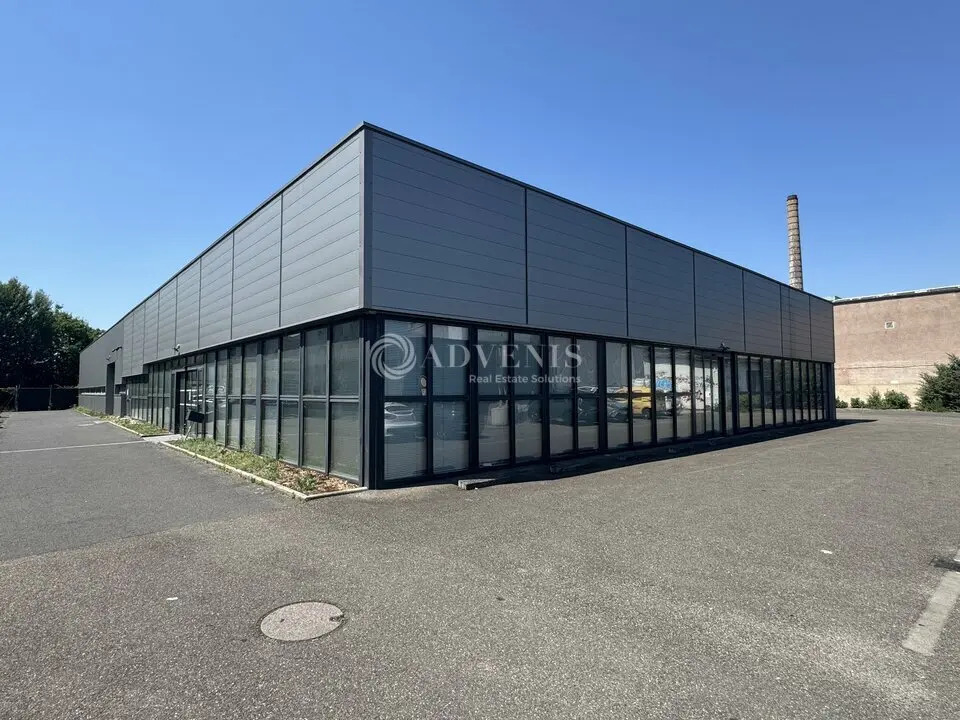 Location Local d'activités 1 720 m² - Photo 1