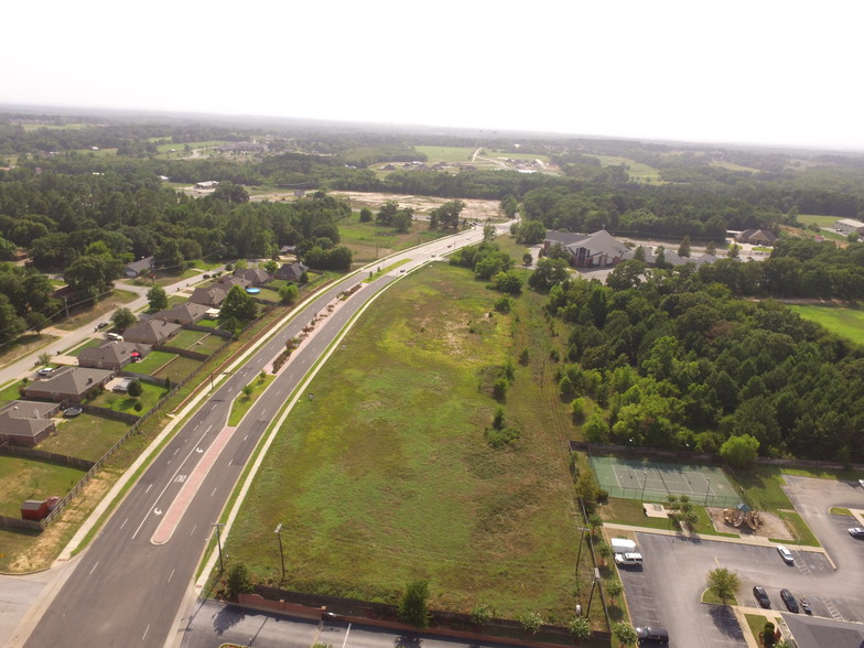 2269 W Cumberland Rd, Tyler, TX for sale - Aerial - Image 2 of 3