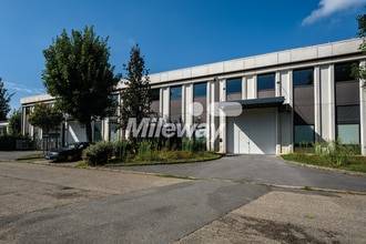 17 Rue Du Petit Albi, Cergy to rent Building Photo- Image 2 of 8