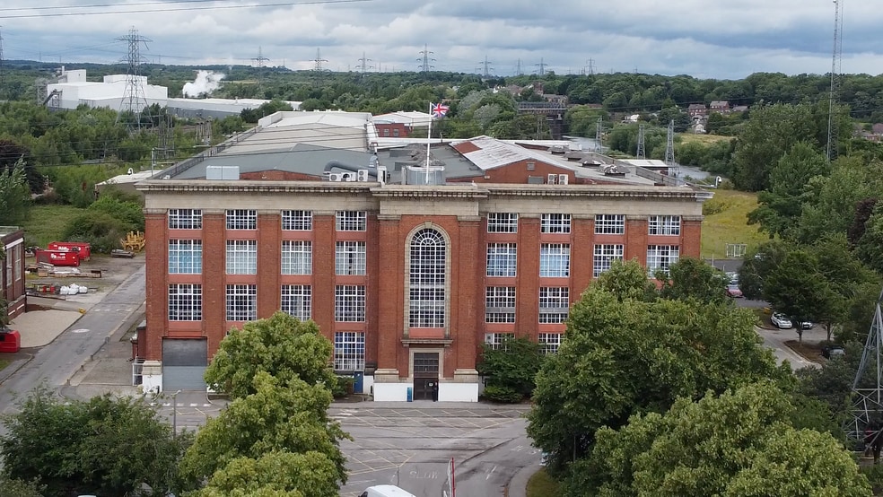 Old Great North Rd, Knottingley to rent - Primary Photo - Image 1 of 2