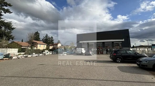 Location Commerce 1 200 m²