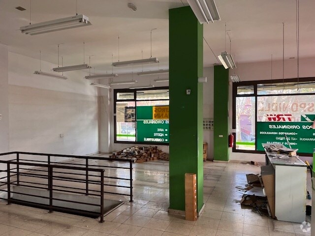 Majadahonda, MAD 28220 - Unit Puerta 05, Esc. I - - Interior Photo - Image 2 of 16