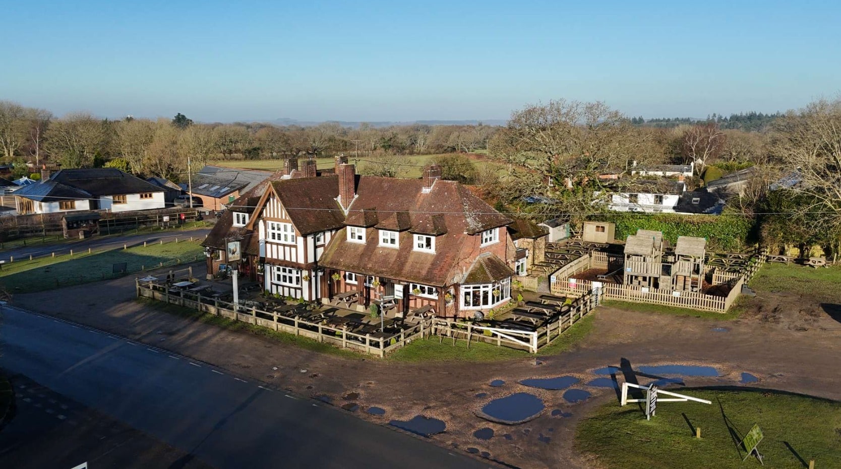 B3078, Godshill for sale Primary Photo- Image 1 of 1