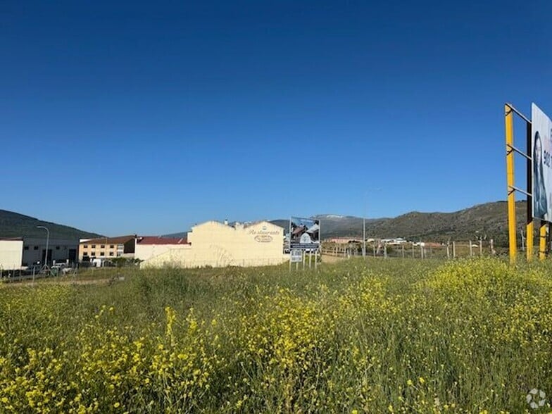 Avenida Francisco Mateos Rodríguez, 52, El Barco de Ávila, Ávila for sale - Building Photo - Image 3 of 6