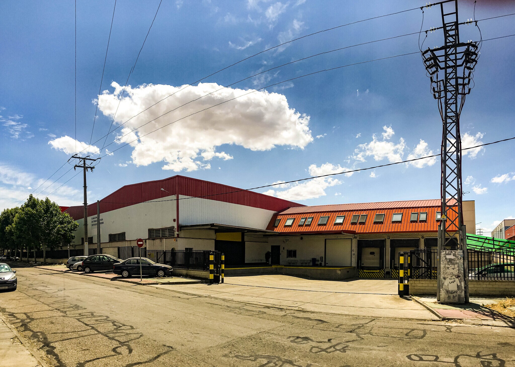 Industrial in Pinto, Madrid to rent Floor Plan- Image 1 of 9