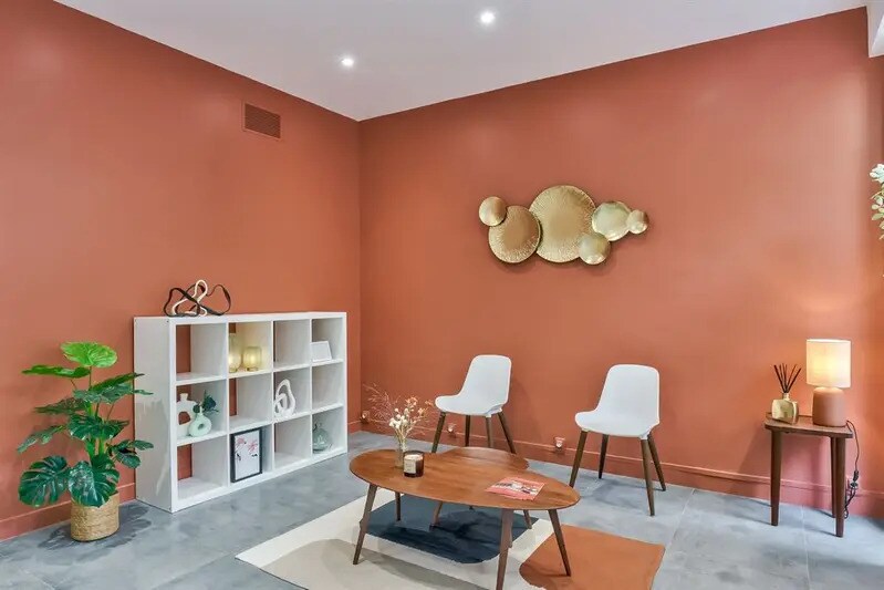 Retail in Issy-les-Moulineaux to rent - Interior Photo - Image 2 of 10