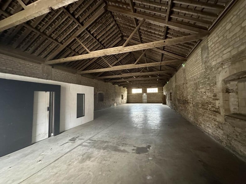 Swinbrook Farm, Upton to rent - Building Photo - Image 2 of 6
