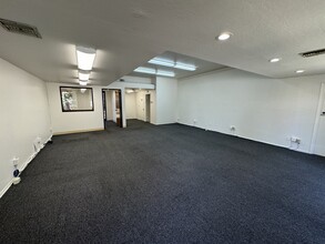 251 S Mathilda Ave, Sunnyvale, CA for rent Interior Photo- Image 1 of 9