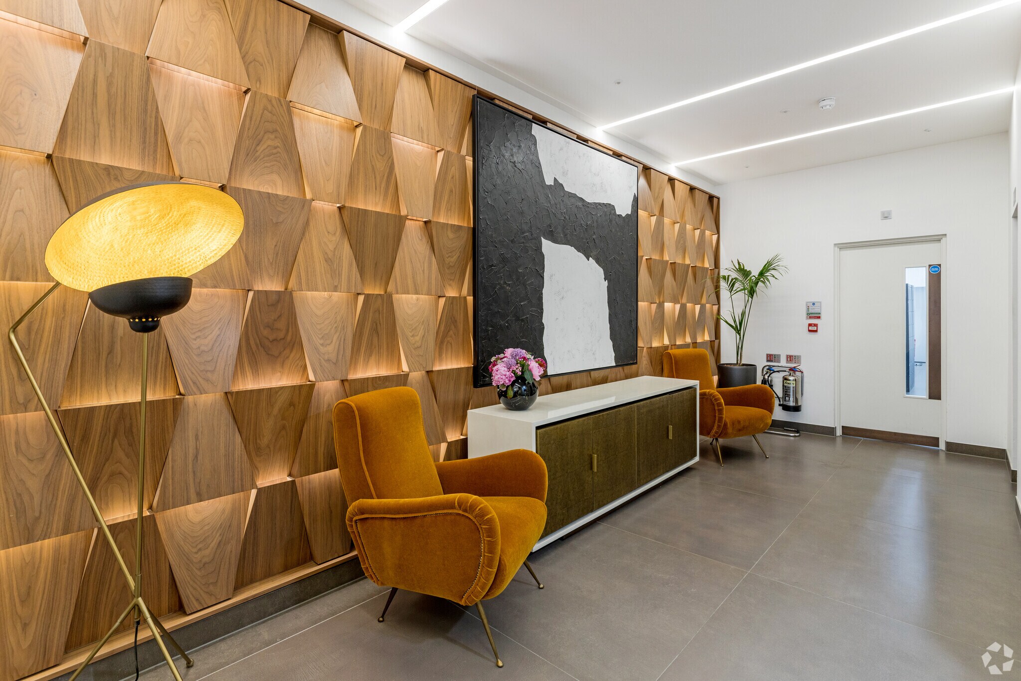 180 Brompton Rd, London for sale Building Photo- Image 1 of 1