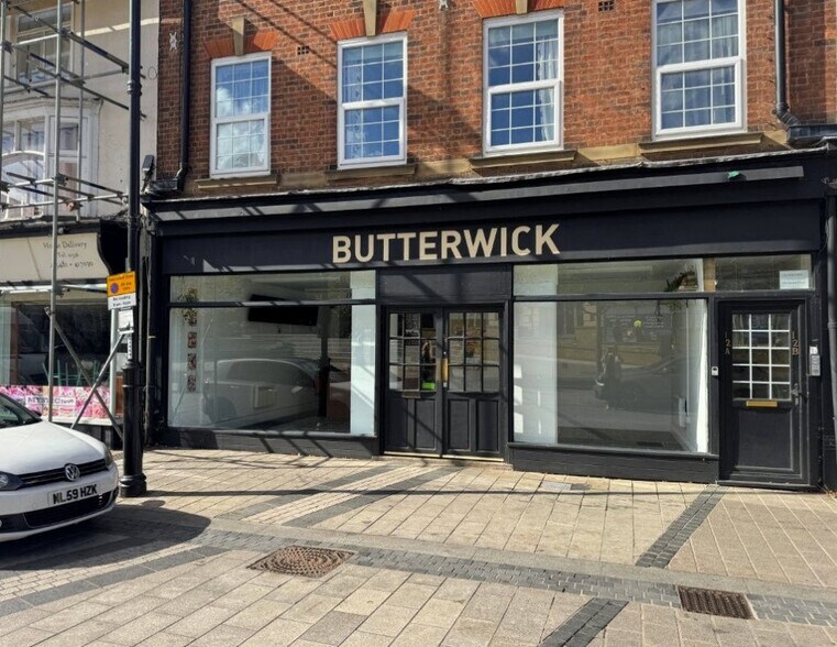 12 Market Pl, Kettering to rent - Building Photo - Image 2 of 2