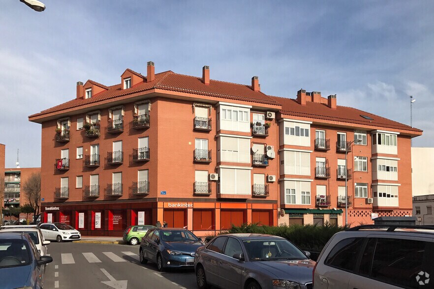 Calle Paz, 47, Fuenlabrada, Madrid to rent - Building Photo - Image 2 of 2