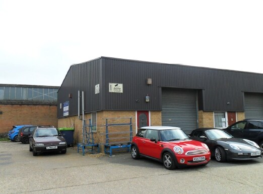 Shuttleworth Ct, Bedford for sale Primary Photo- Image 1 of 1