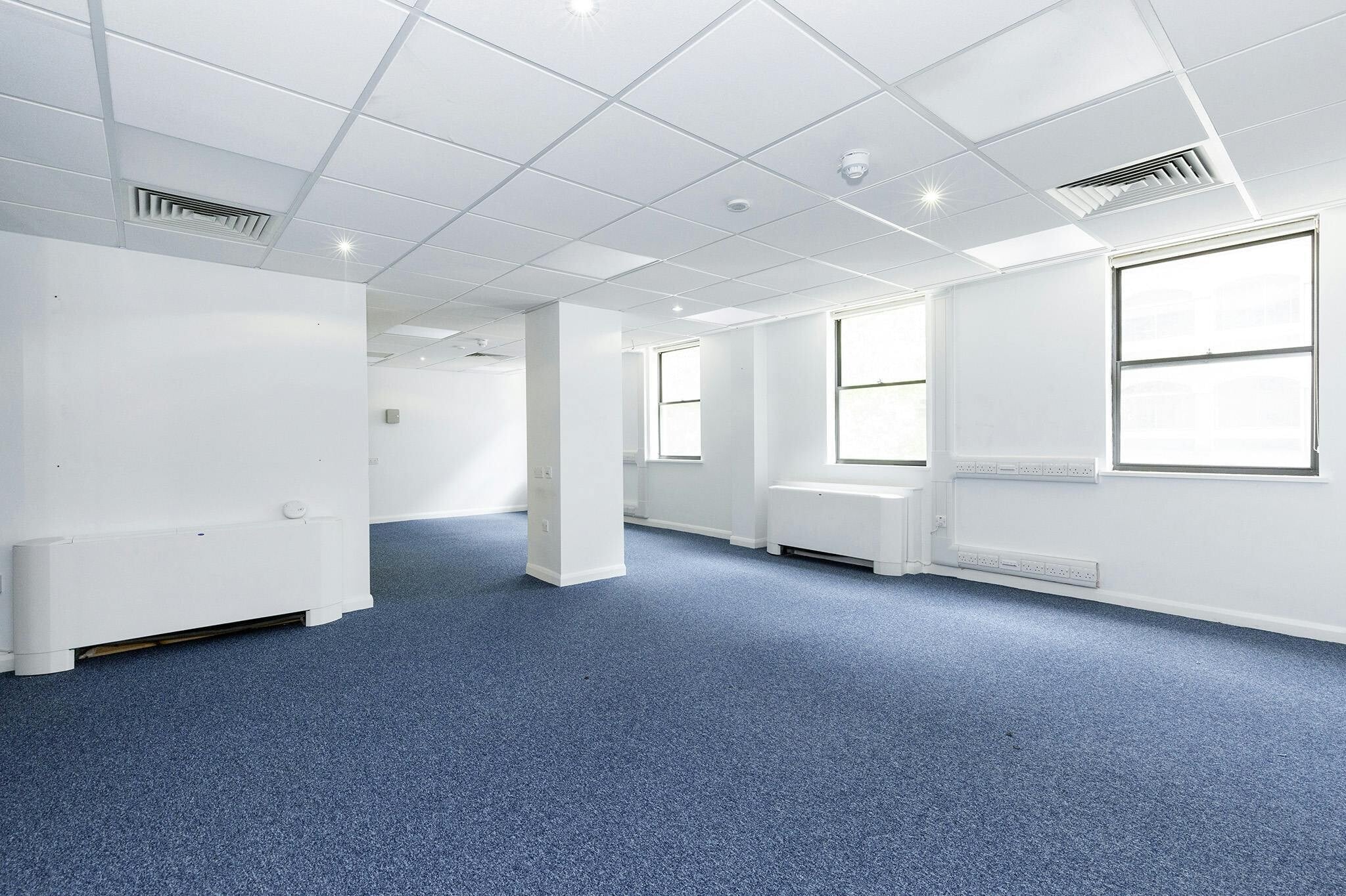 123-129 Grays Inn Rd, London to rent Interior Photo- Image 1 of 6