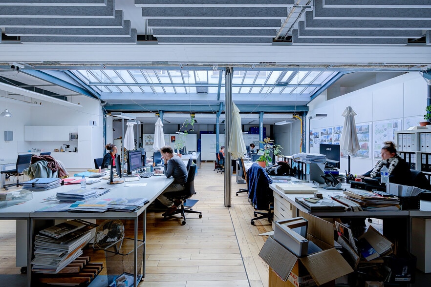 Office in Montreuil for sale - Building Photo - Image 2 of 6
