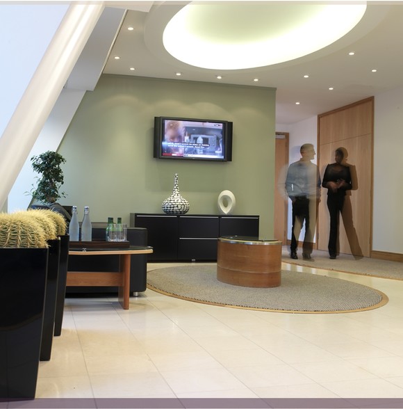16-19 Southampton Pl, London to rent - Interior Photo - Image 2 of 3