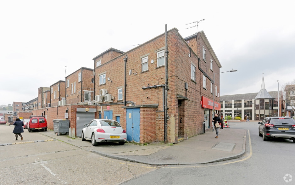 309-309A High Rd, Loughton for sale - Building Photo - Image 2 of 4