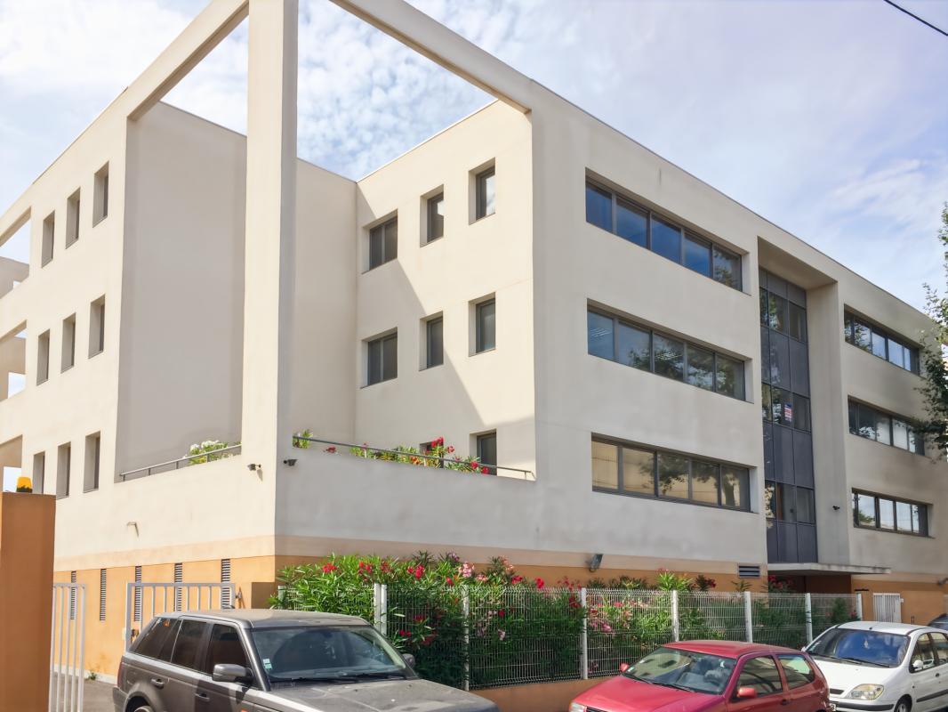 Office in Marseille to rent Building Photo- Image 1 of 21