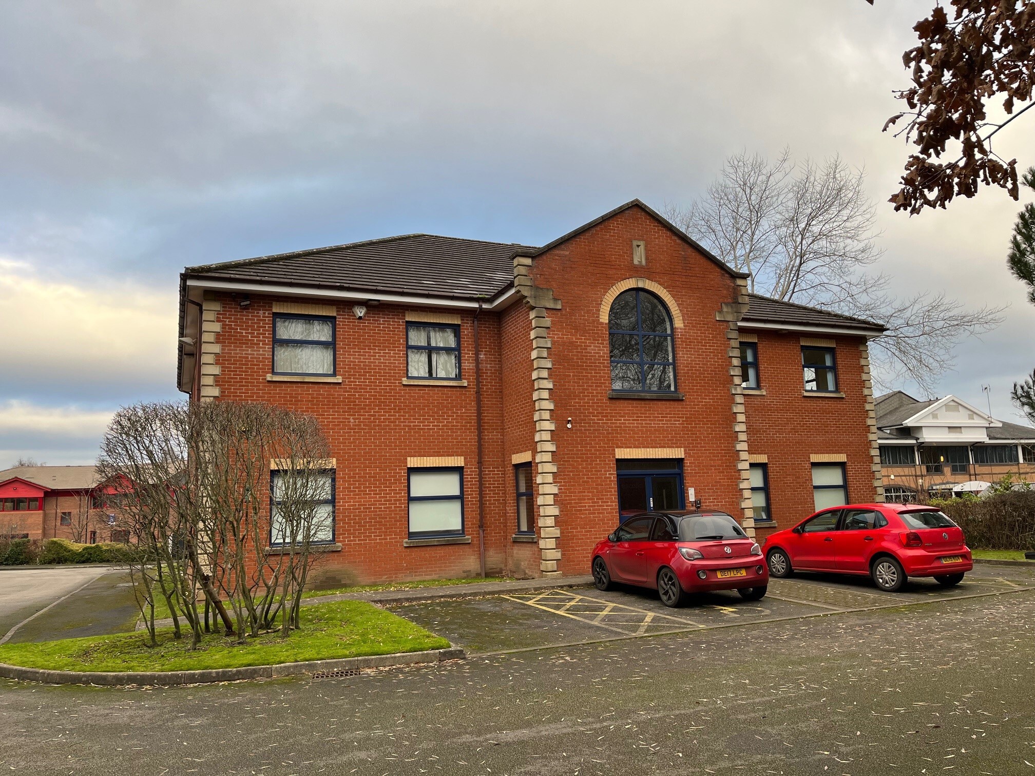 Westmere Ct, Crewe to rent Building Photo- Image 1 of 7