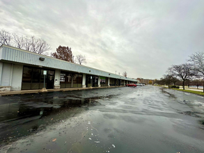 904 Southland Ave, Lansing, MI for rent Building Photo- Image 1 of 7