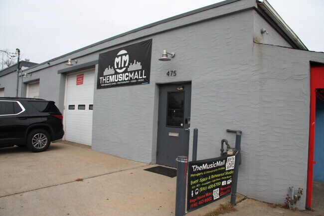 More details for 475 Babylon Tpke, Freeport, NY - Industrial to Rent