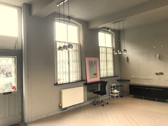 11 Bank Para, Burnley to rent Interior Photo- Image 1 of 4