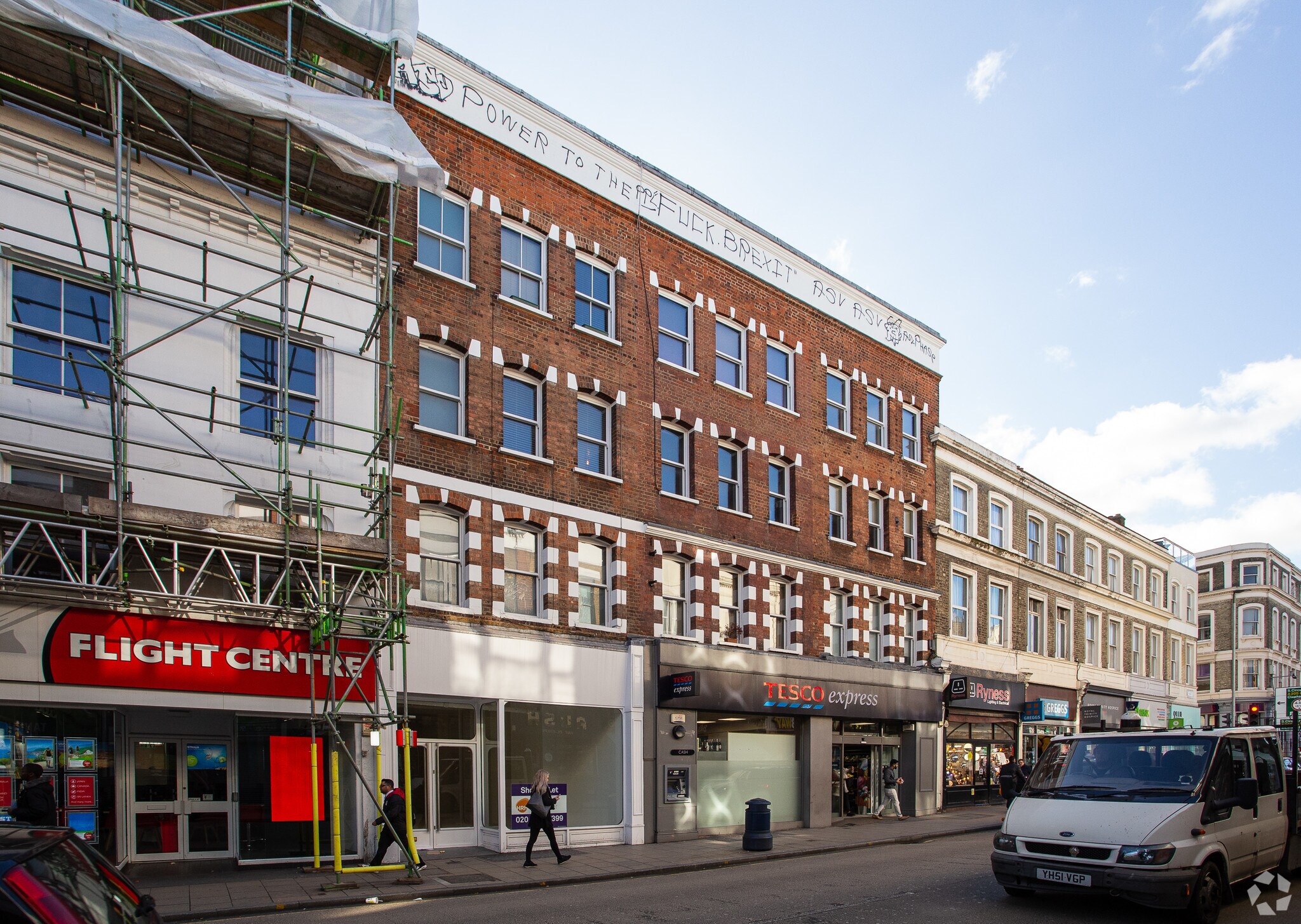 137 Putney High St, London for sale Primary Photo- Image 1 of 1