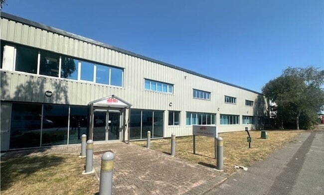 More details for 8-10 Airfield Way, Christchurch - Office to Rent