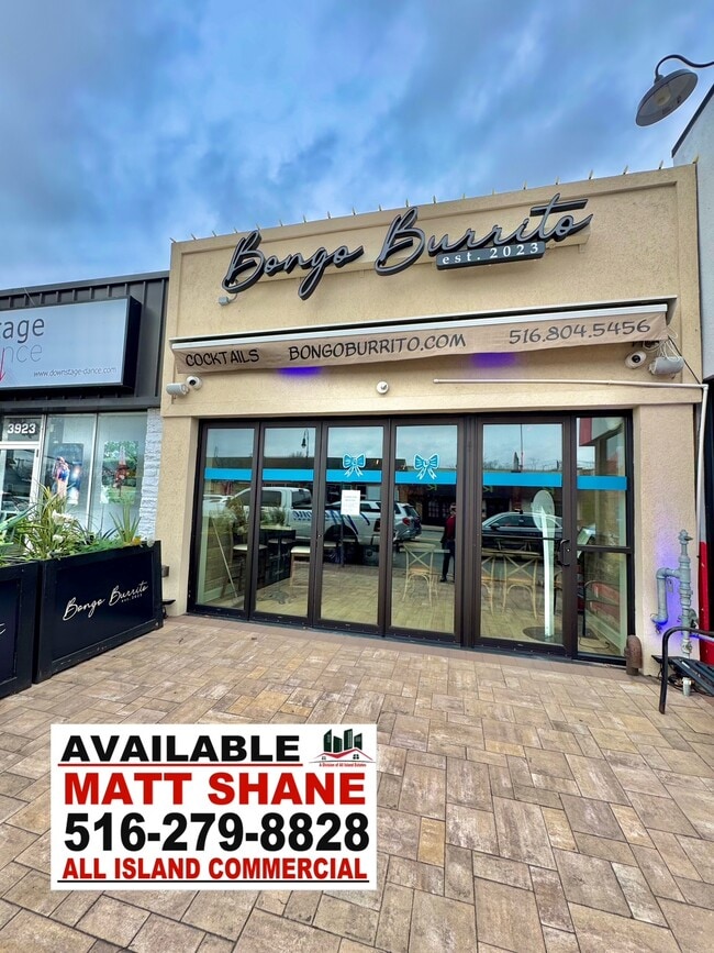 More details for 3925 Merrick Rd, Seaford, NY - Retail for Sale