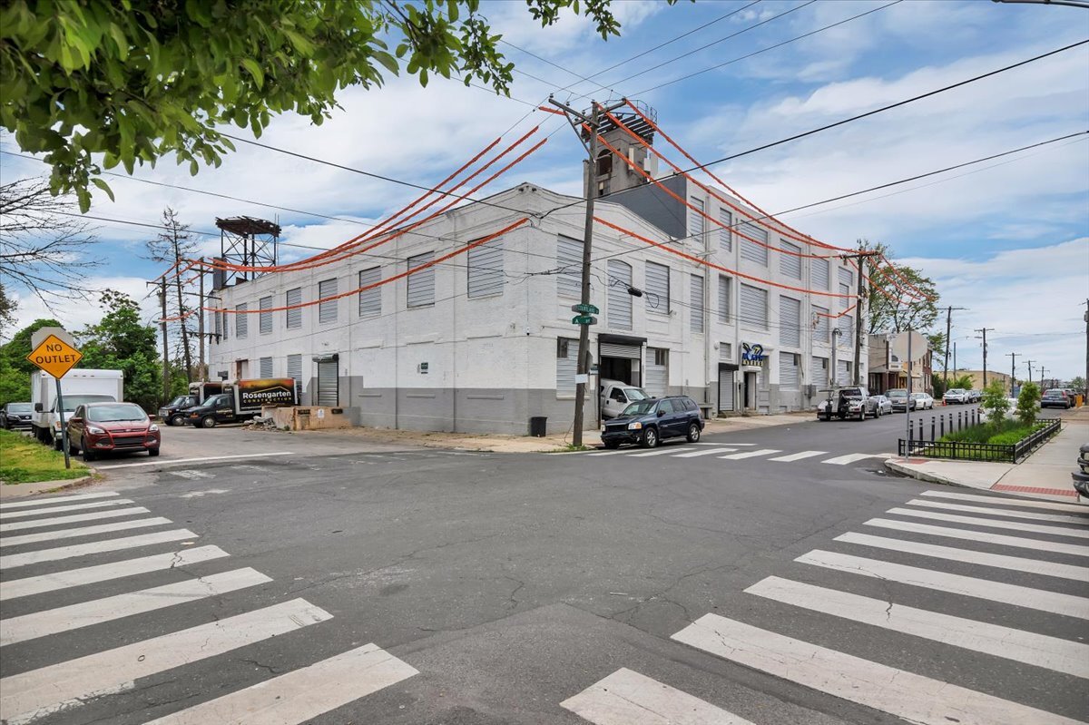 16062 E Courtland, Philadelphia 19120 Light Industrial for Sale