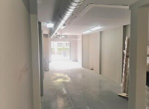 Retail in Barcelona, Barcelona to rent Interior Photo- Image 1 of 6