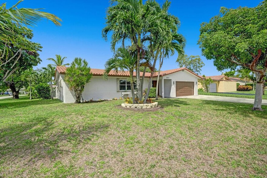 11937 NW 31st St, Coral Springs, FL for sale - Primary Photo - Image 1 of 10