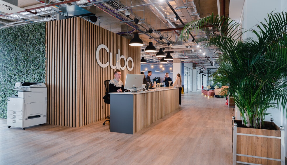 Chamberlain Sq, Birmingham to rent - Interior Photo - Image 3 of 19