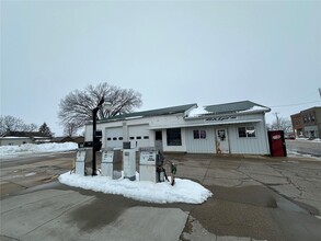 100 S Locust Ave, Prairieburg, IA for sale Building Photo- Image 1 of 8