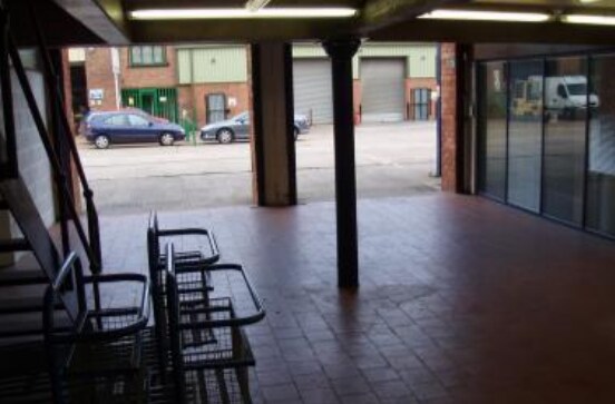 Wharf Rd, Burton On Trent to rent - Interior Photo - Image 2 of 4