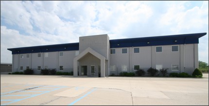 5620 Industrial Rd, Fort Wayne, IN for rent Building Photo- Image 1 of 7