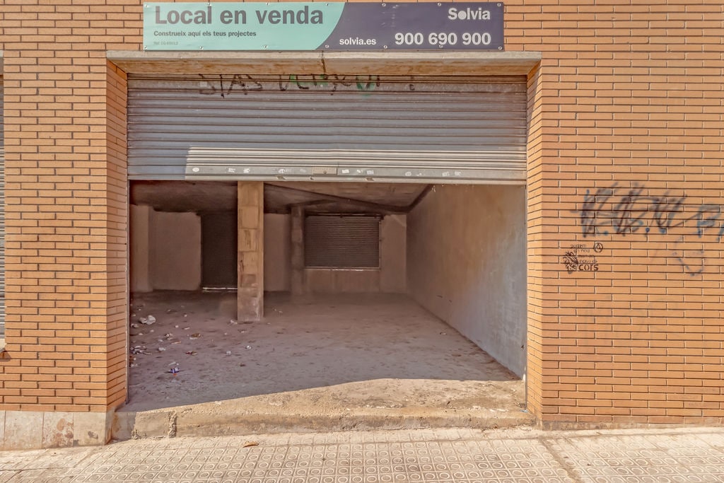 Carrer d'Amadeu Vives, 2, Manresa, BAR 08243 - Unit 01 - - Floor Plan - Image 1 of 12