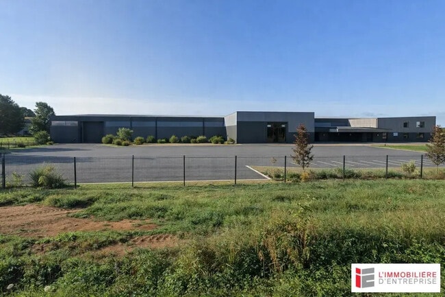 Location Local d'activités 6 300 m²