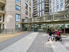 Nwx Works, London to rent Building Photo- Image 2 of 19