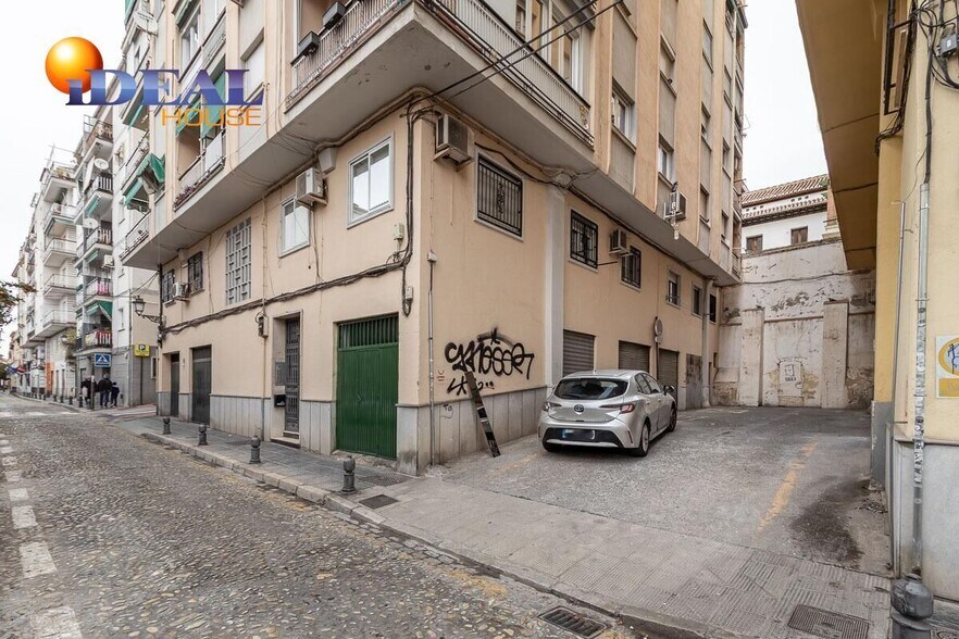 Retail in Granada, Granada for sale - Building Photo - Image 1 of 12