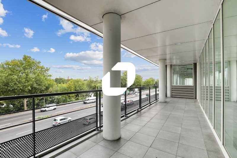 Office in Argenteuil to rent - Building Photo - Image 3 of 26