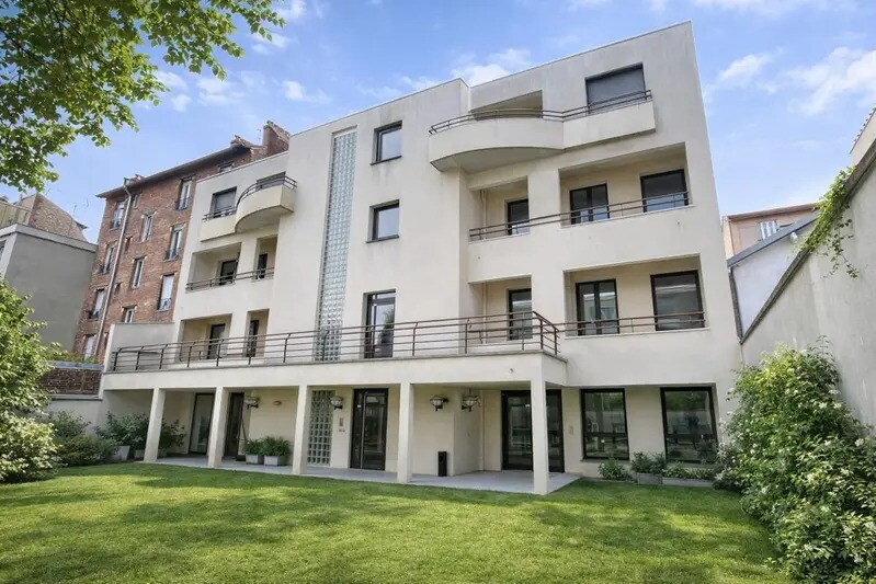 Office in Asnières-sur-Seine to rent - Building Photo - Image 2 of 11