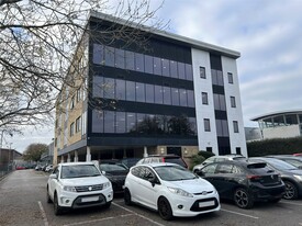 Vantage House - Commercial Property