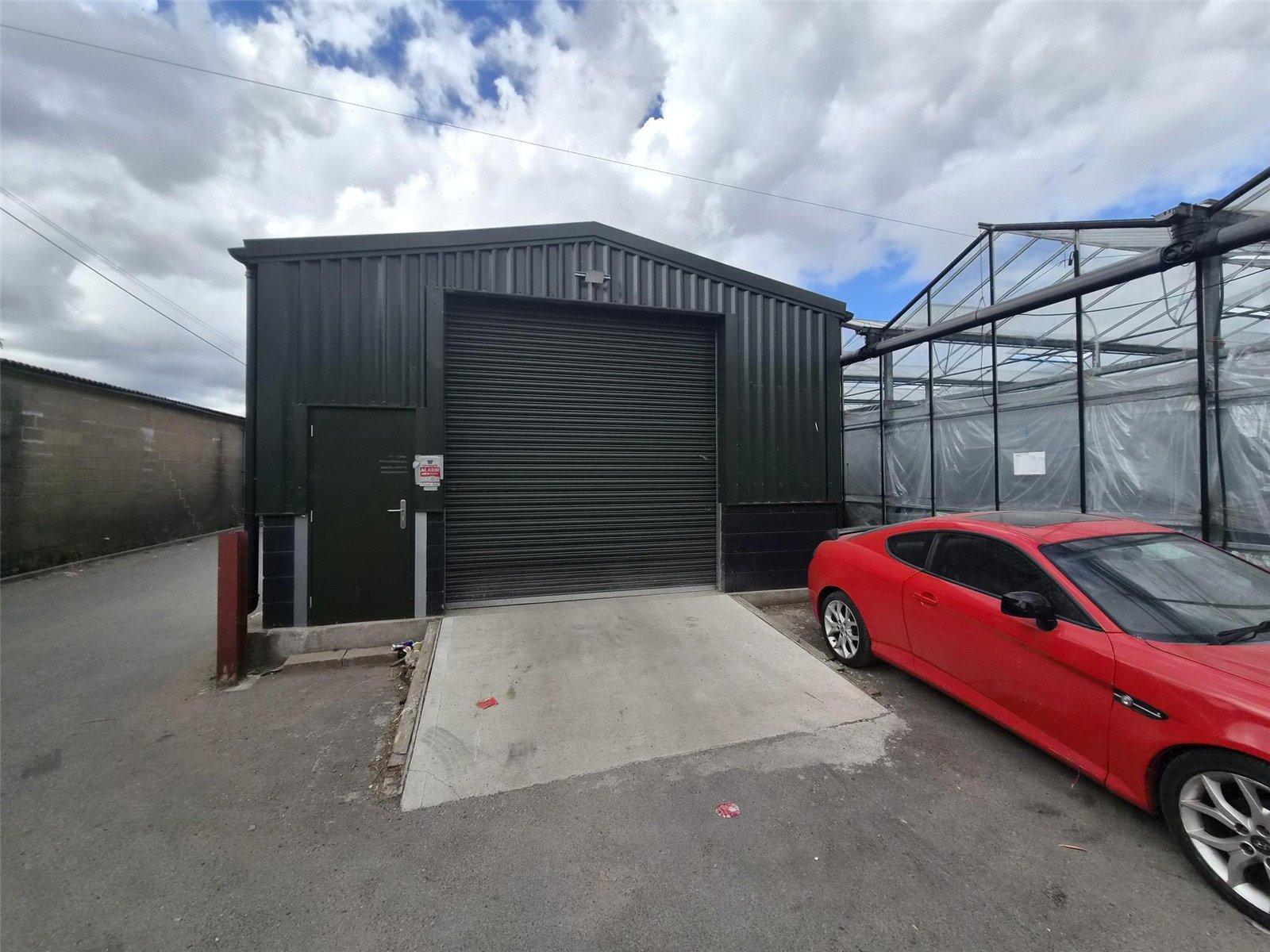 1 Silverwood Close, Nazeing to rent Primary Photo- Image 1 of 3