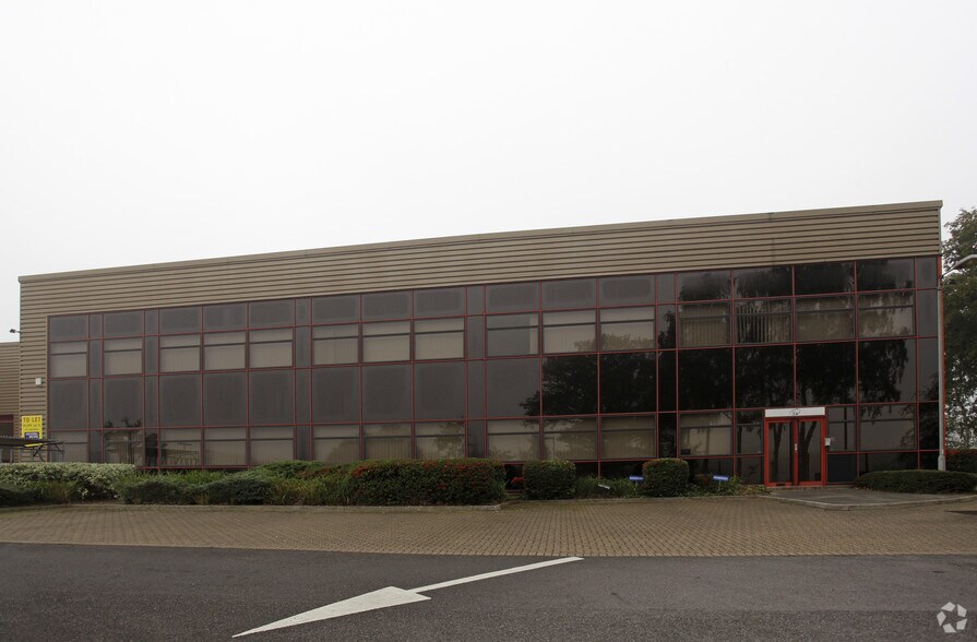 Fleming Way, Crawley for sale - Primary Photo - Image 1 of 1