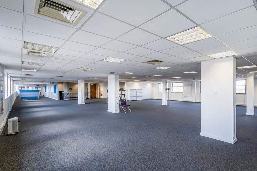 Horne Ln, Bedford for sale - Building Photo - Image 2 of 5